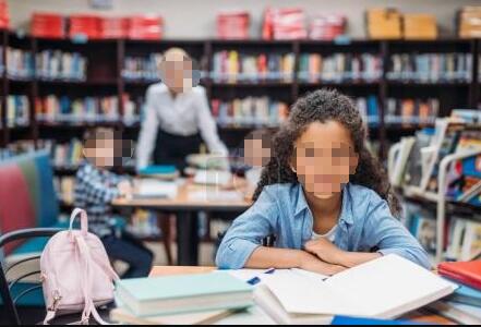 喜讯:我校2010年小学毕业区统考取得优异成绩